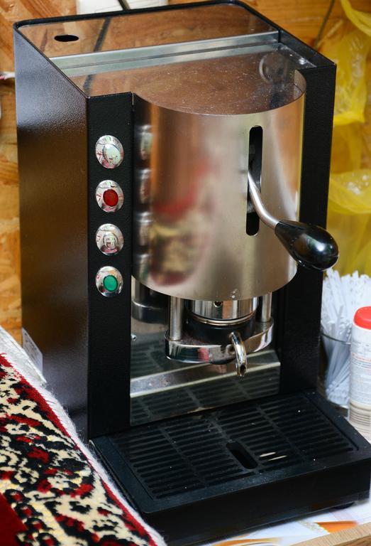 Bazar Motel Chisinau Ngoại thất bức ảnh
