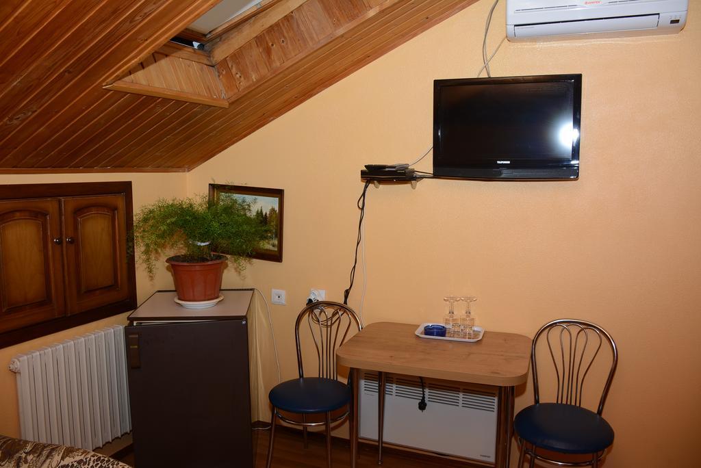 Bazar Motel Chisinau Ngoại thất bức ảnh